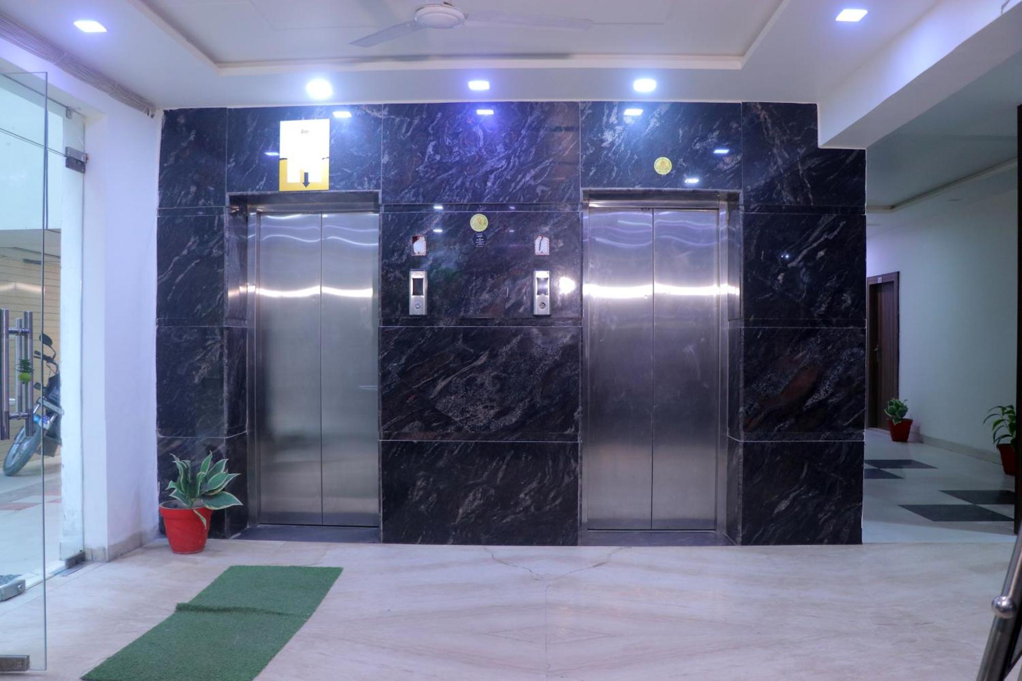 Hotel Panache มถุรา ภายนอก รูปภาพ