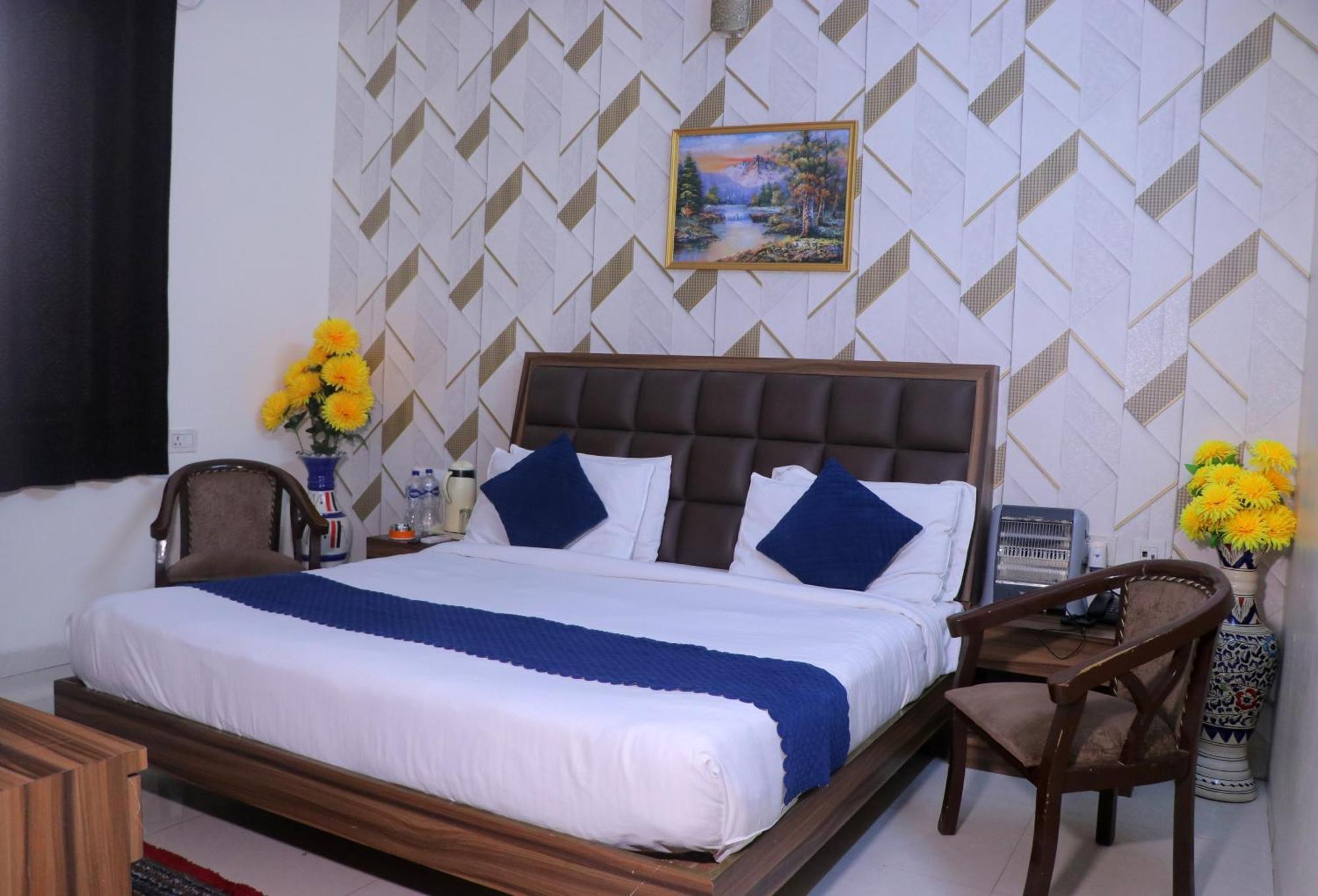 Hotel Panache มถุรา ภายนอก รูปภาพ