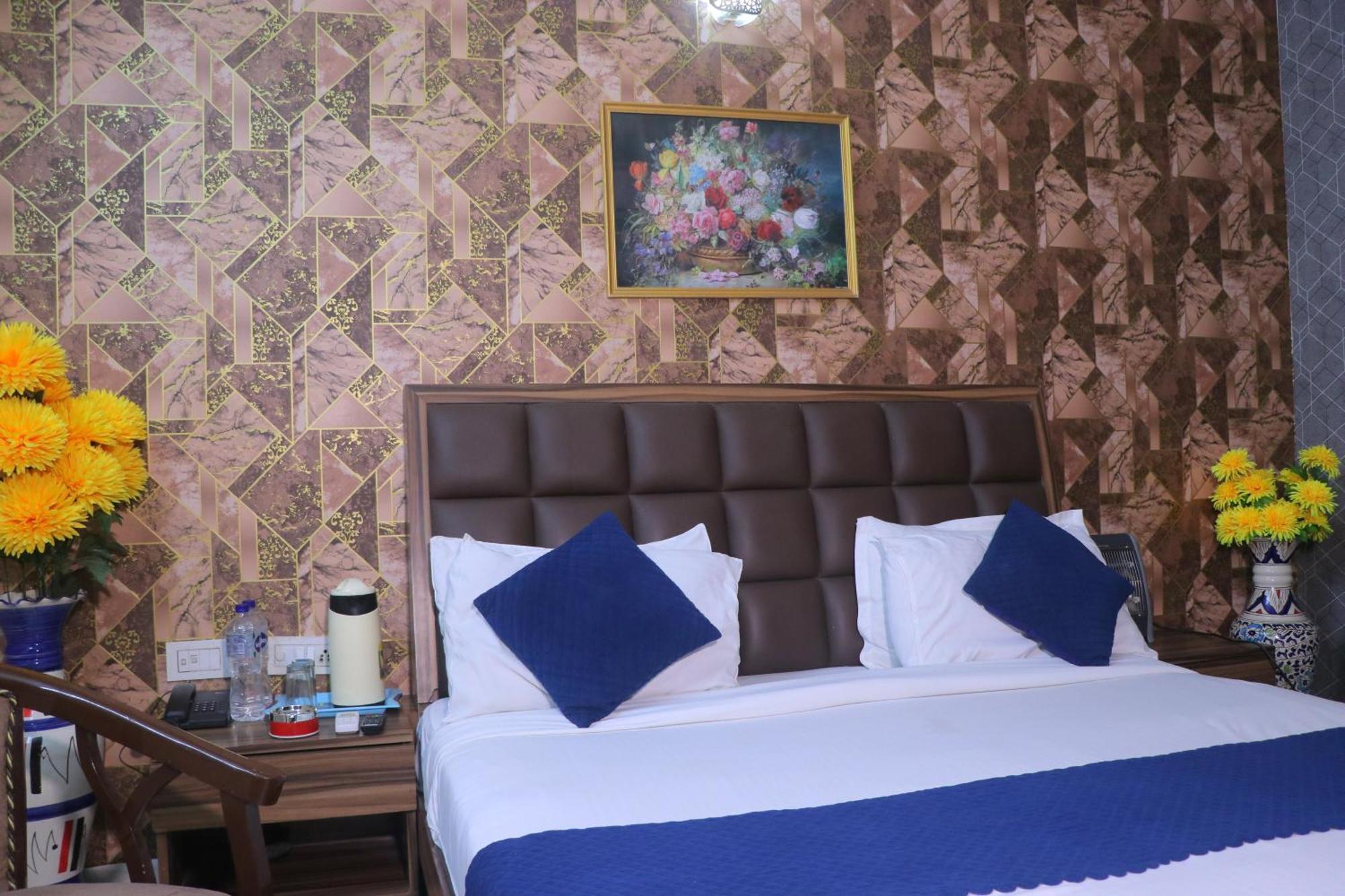 Hotel Panache มถุรา ภายนอก รูปภาพ