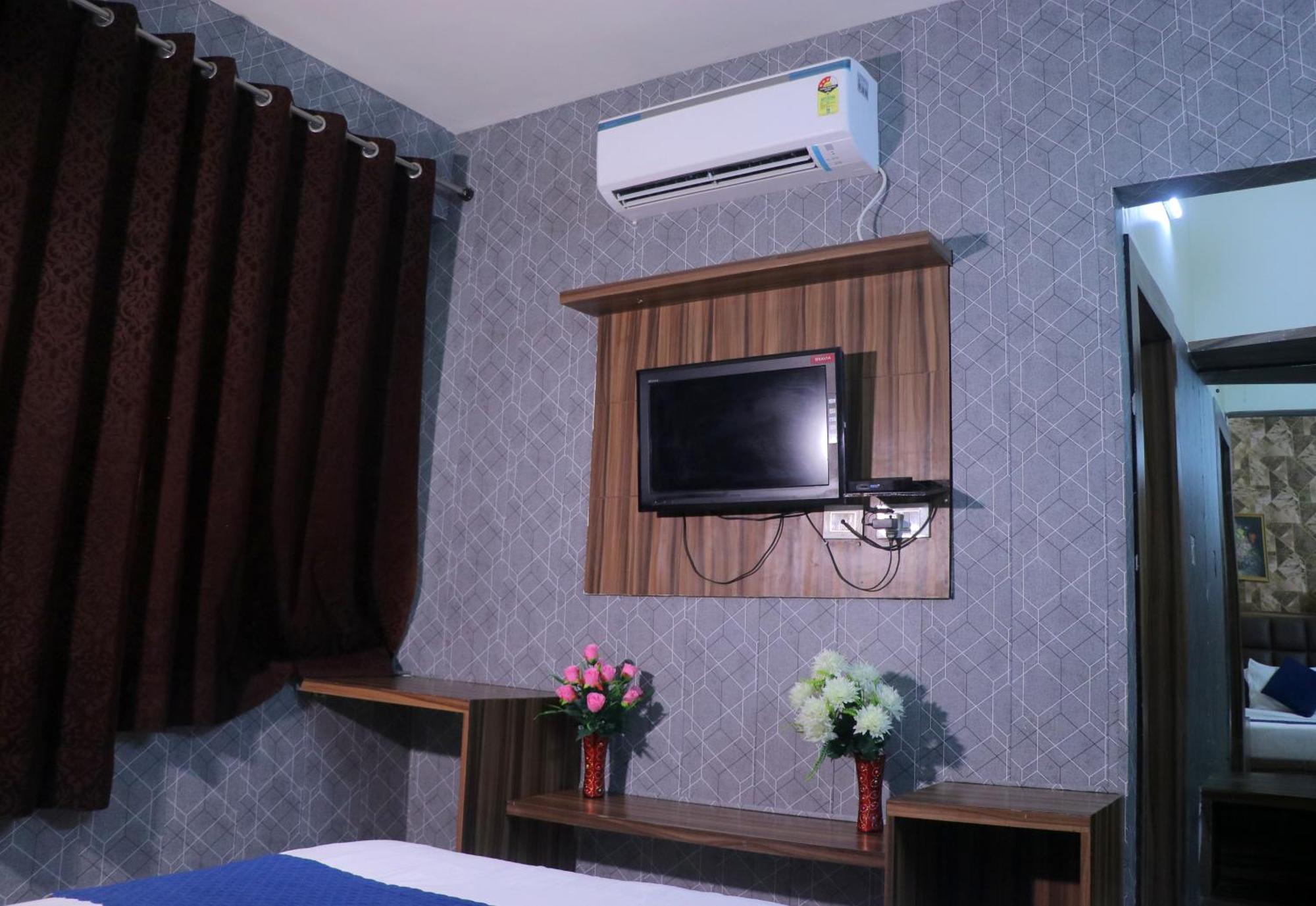 Hotel Panache มถุรา ภายนอก รูปภาพ